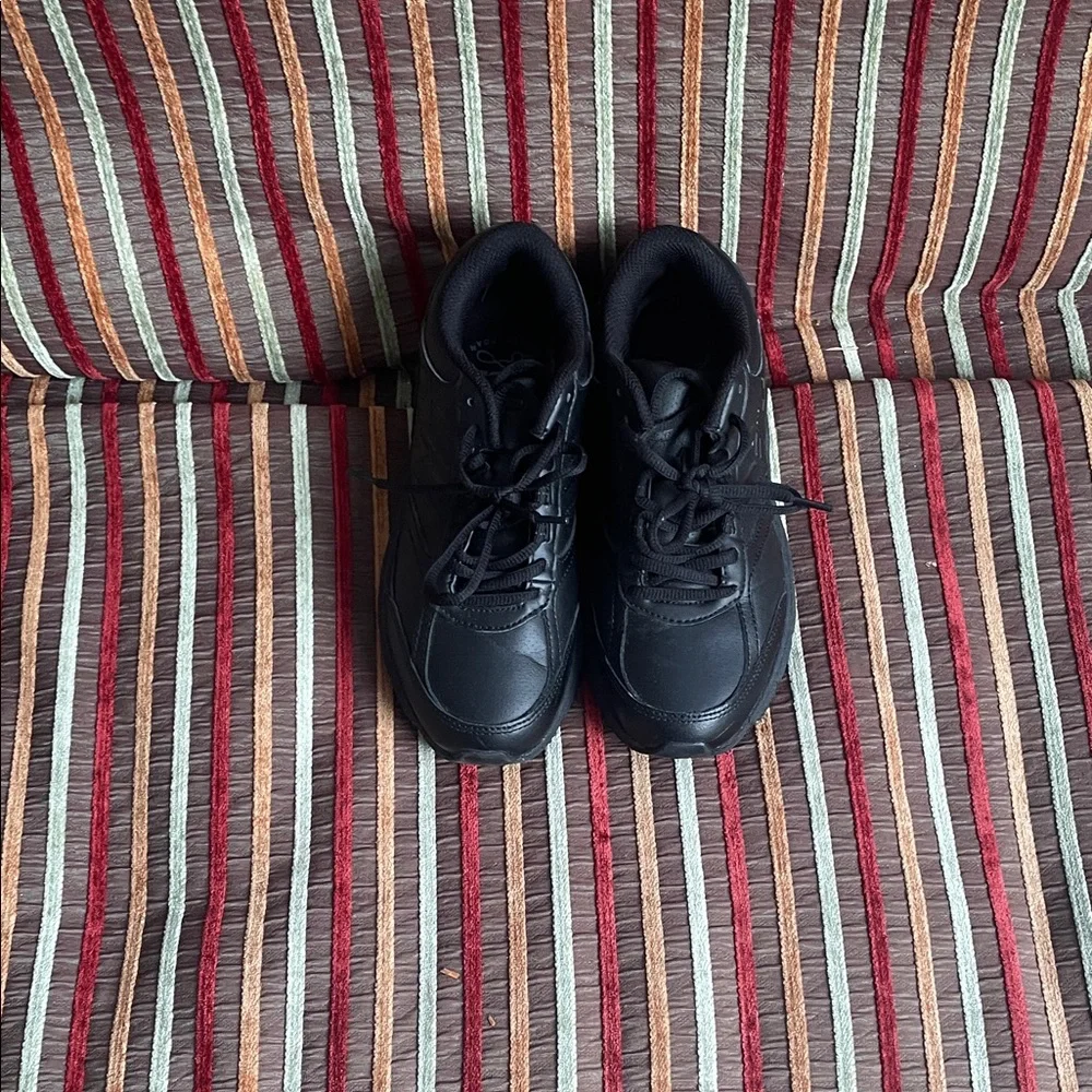 Fila Men's Black Athletic Shoes - Picture 1 of 5